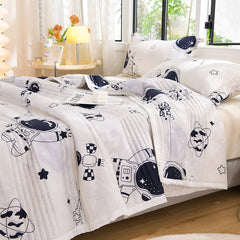 Lightweight Summer Cooling Blanket with Gift Bag